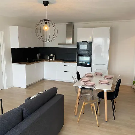 Apartamento Timtim House